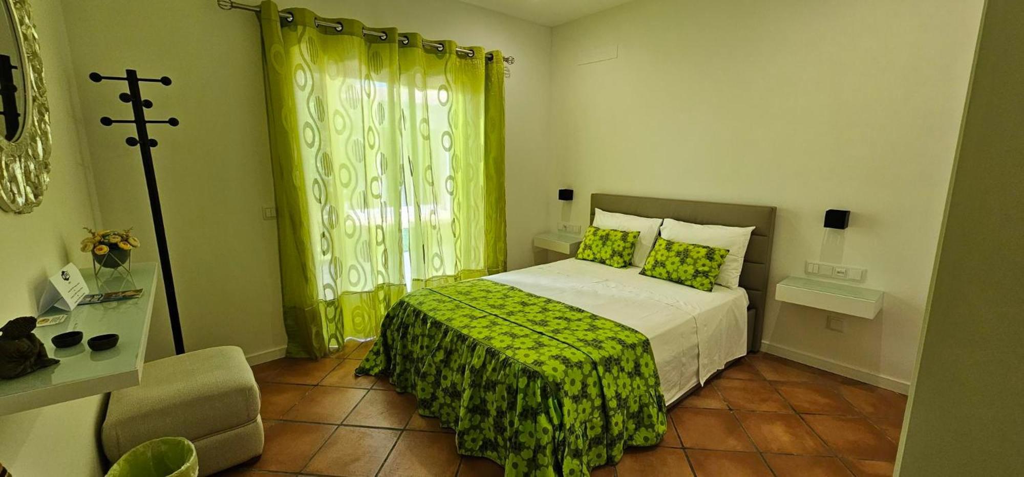Lemon Tree Relaxing Guesthouse Lagos Exterior foto
